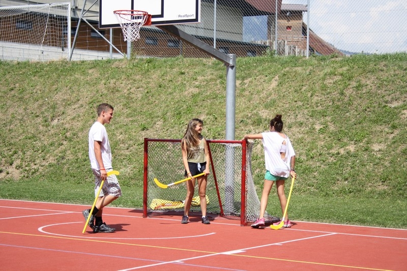Village Camps International Summer Camp Leysin, Switzerland 2026-07-13 https://www.villagecamps.com/journals_admin/images/713-23-hockey (8).jpg